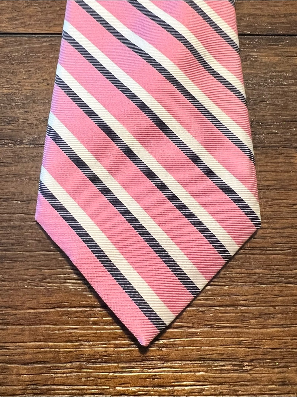 Jos.A.Bank Men's Pink Striped 100% Silk Tie - Classic Diagonal Pattern